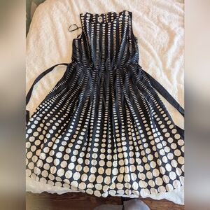 Anne Klein retro print style and print dress sz 8